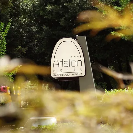 Ariston Hotel 3*